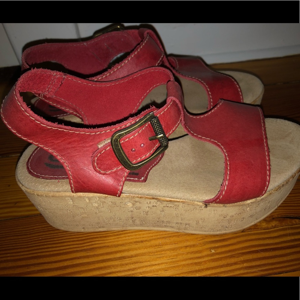 Sbicca Red Sandals - Picture 2 of 3